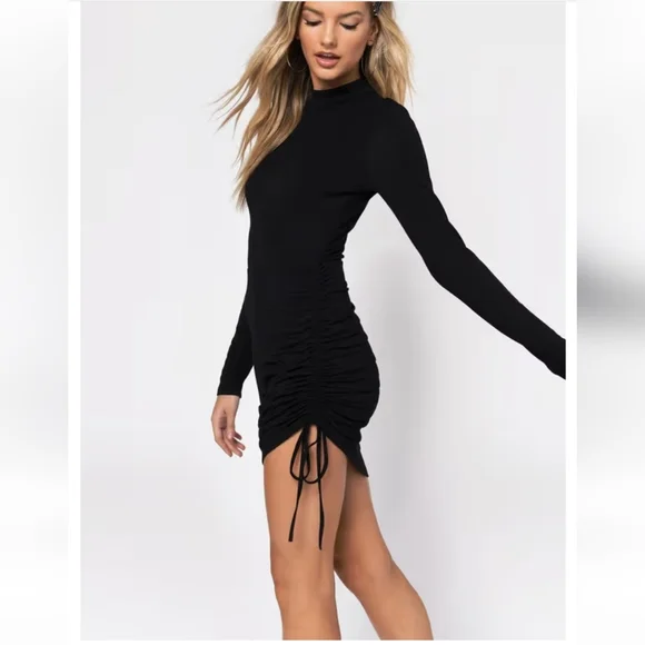 Tobi black long sleeve rise ruched sz M - Picture 2 of 8